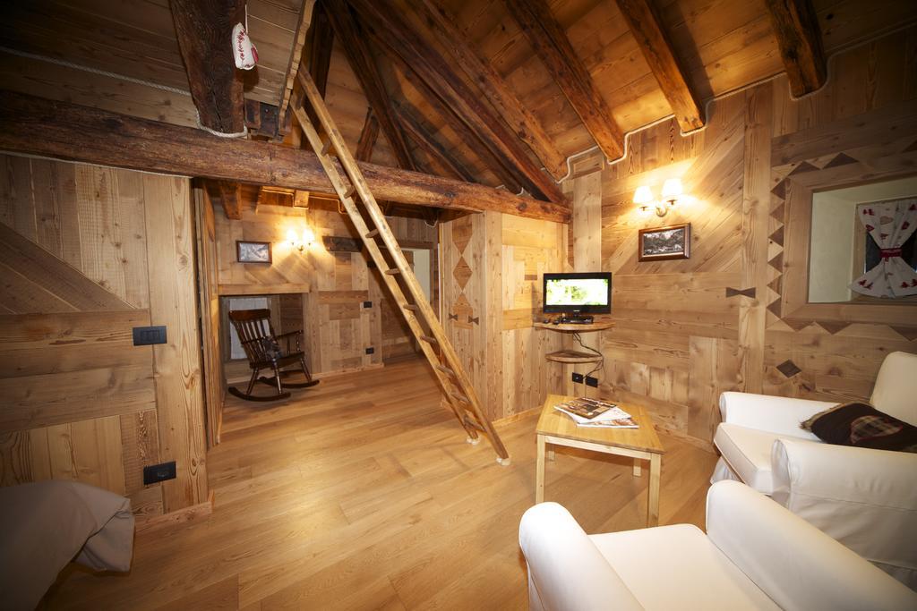 La Maison Du Seigneur ลาซัลเล ภายนอก รูปภาพ